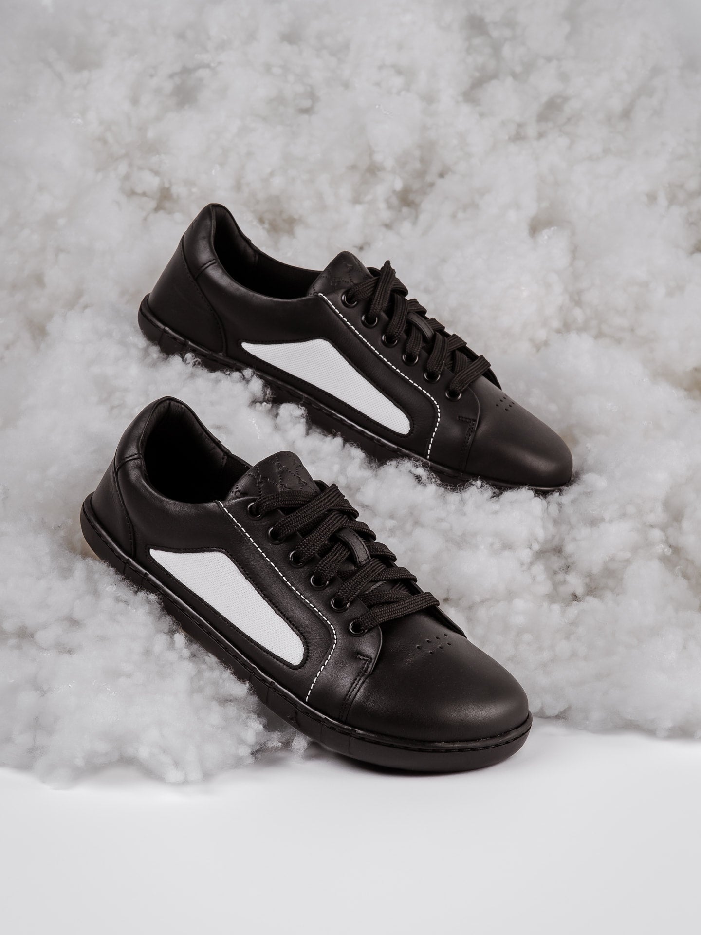 Antal Aire B&W - Barefoot Shoe Store