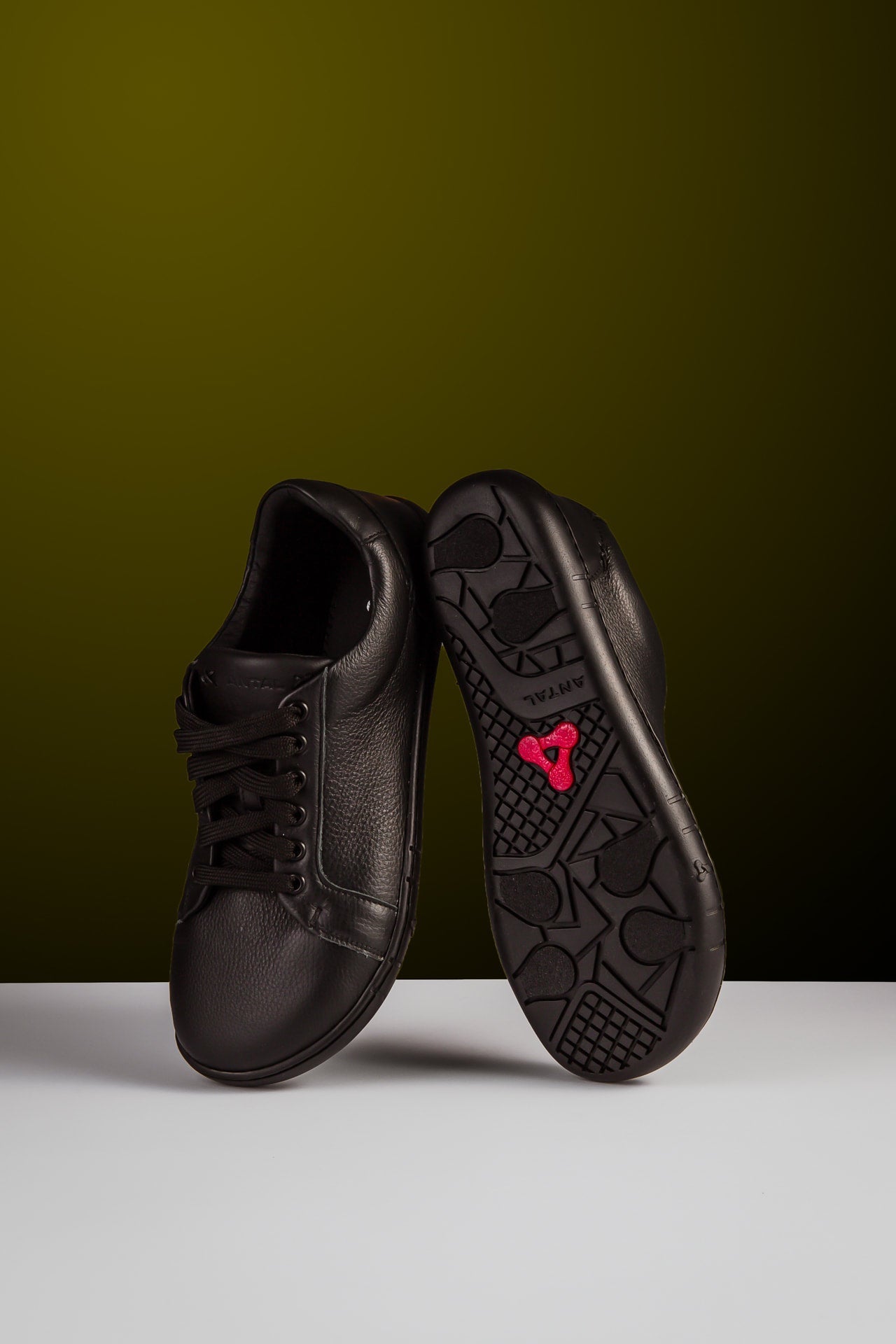 Antal Camino Black - Barefoot Shoe Store