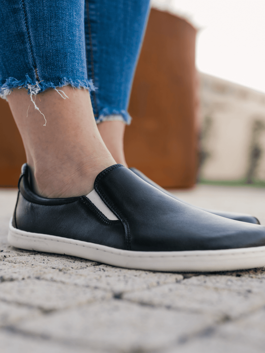 Barefoot Sneakers - Be Lenka Eazy Neo - Black & White - Barefoot Shoe Store