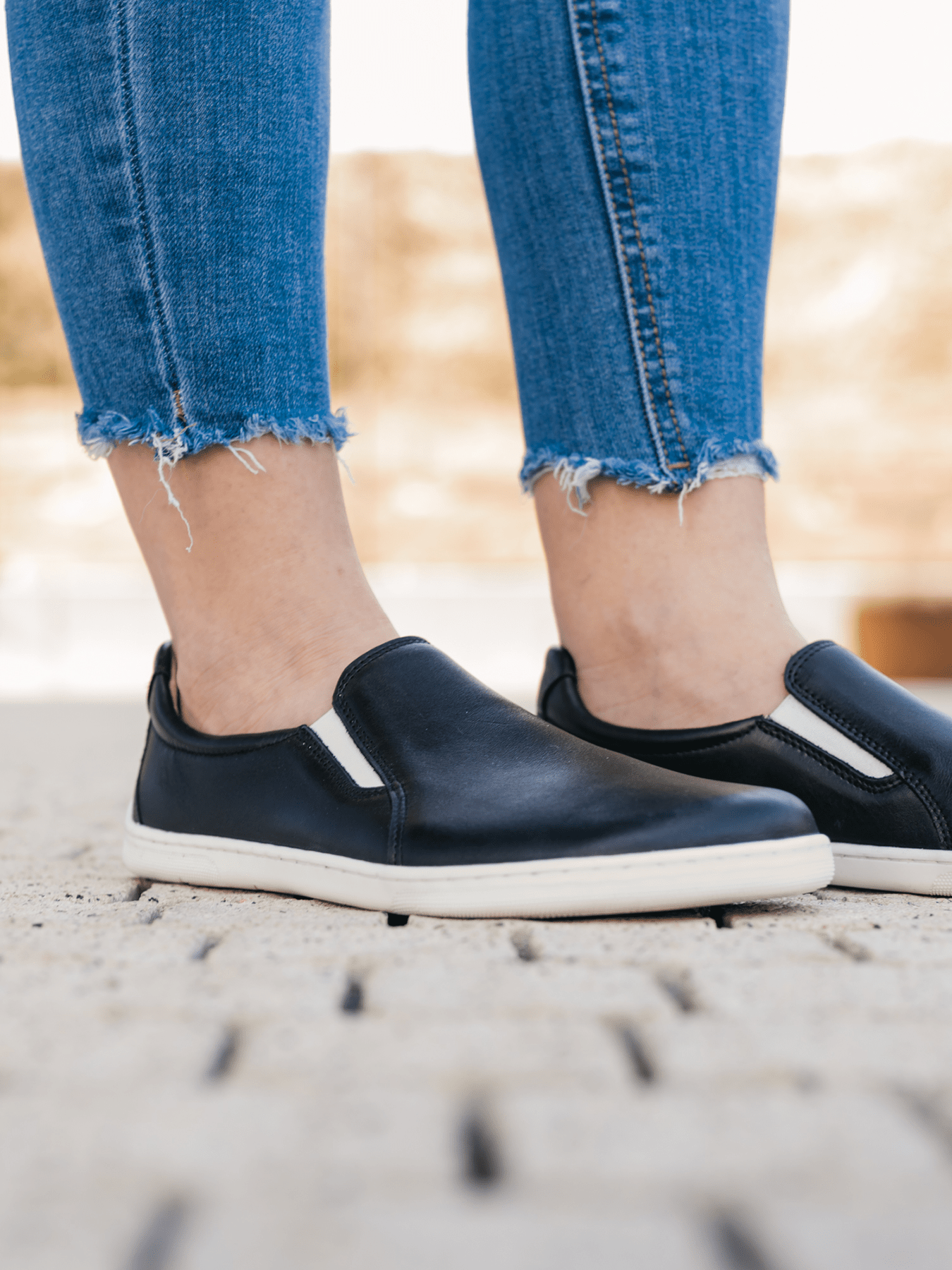 Barefoot Sneakers - Be Lenka Eazy Neo - Black & White - Barefoot Shoe Store