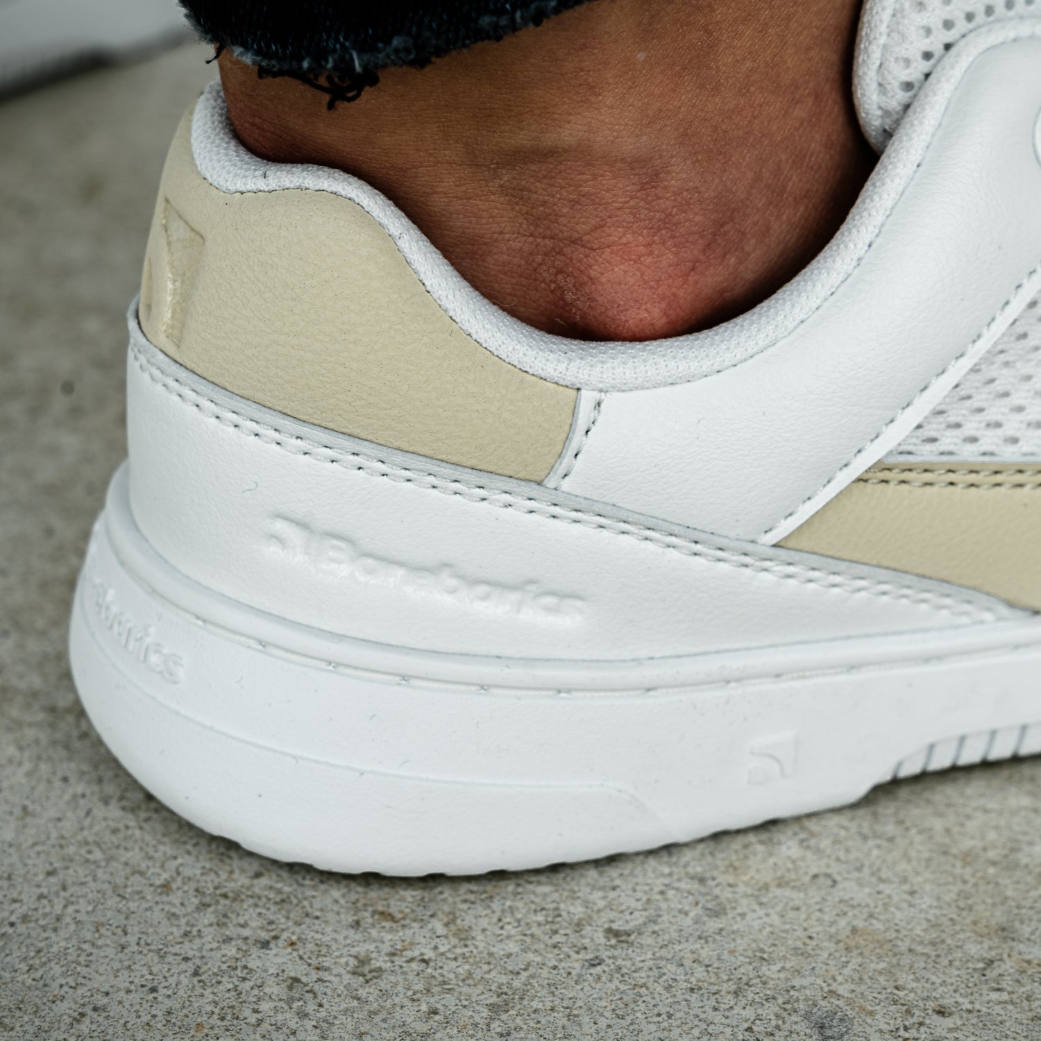 Barefoot Sneakers Barebarics Vaporo - White & Beige