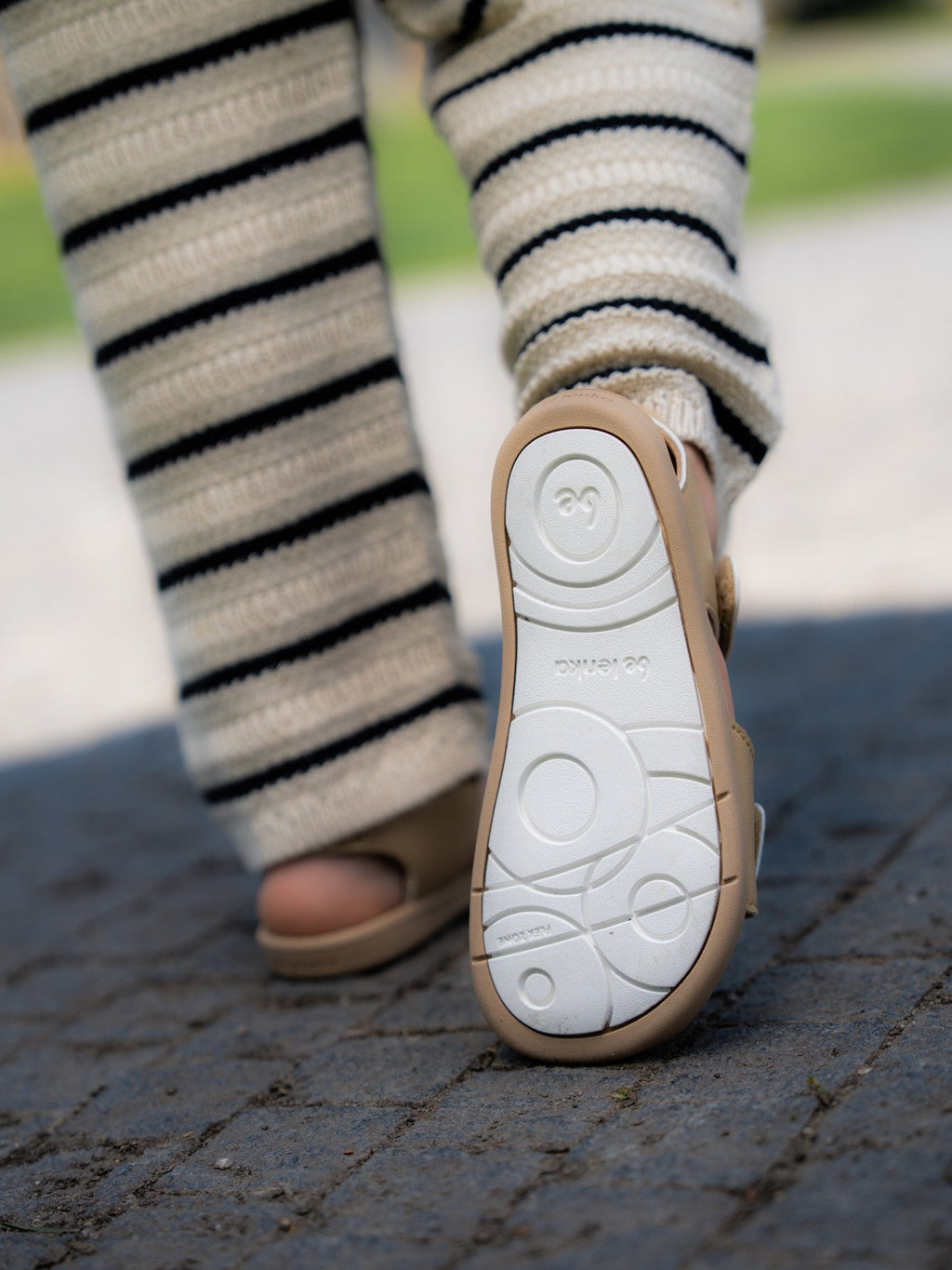 Kids' barefoot sandals Be Lenka Miami Junior - Light Brown - Barefoot Shoe Store