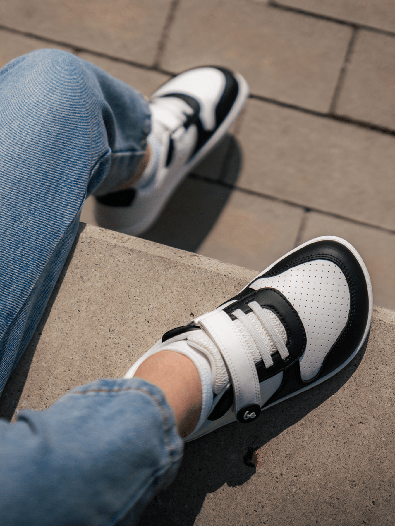 Kids barefoot sneakers Be Lenka Scoot Kids - White & Black - Barefoot Shoe Store